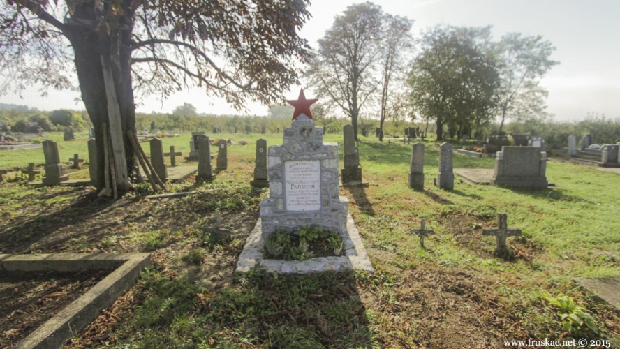 Monuments - Russian Hero Memorial Grave